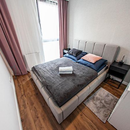 Euro Apartments New Gardens Delux Danzica Esterno foto