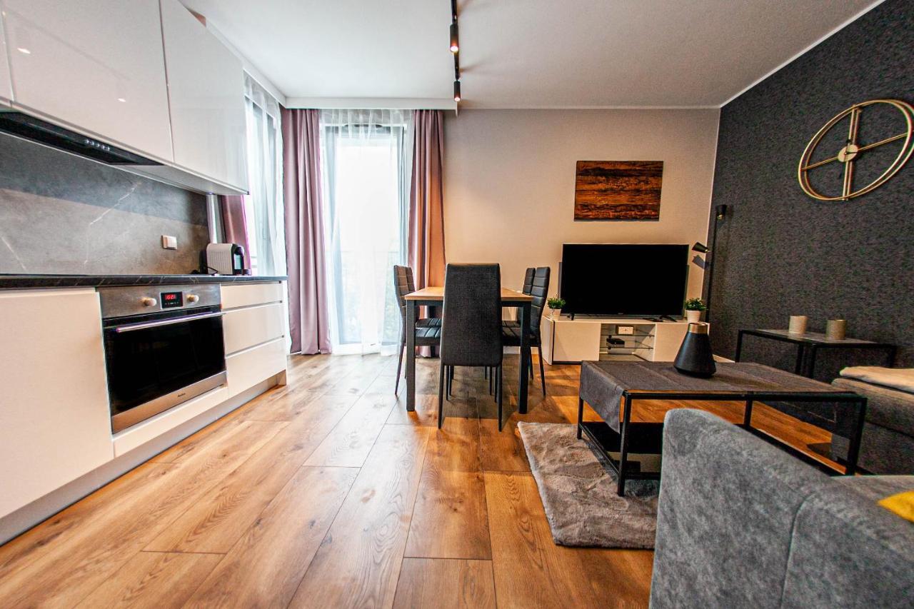 Euro Apartments New Gardens Delux Danzica Esterno foto